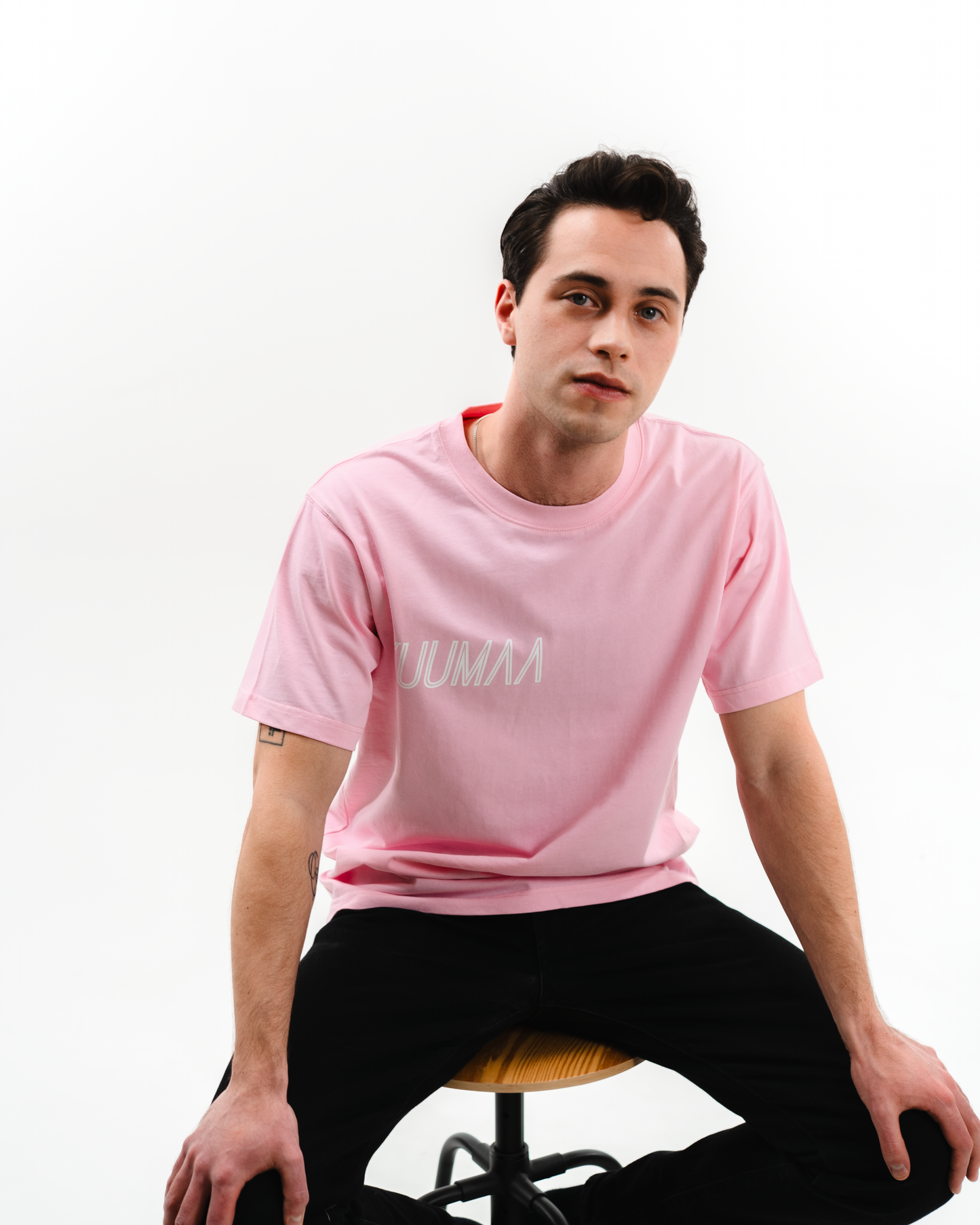 ALKUPERÄINEN T-PAITA